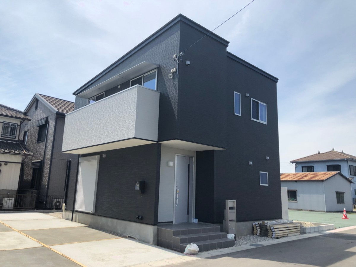4ＬＤＫ/2階建て